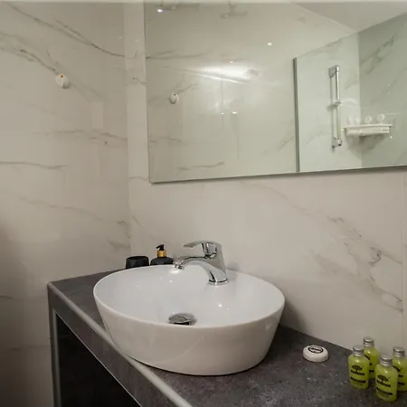 Hugo Superior 塞萨洛尼基