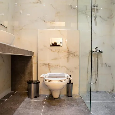 Hugo Superior Apartment *