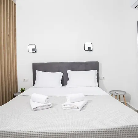 Hugo Superior Apartment